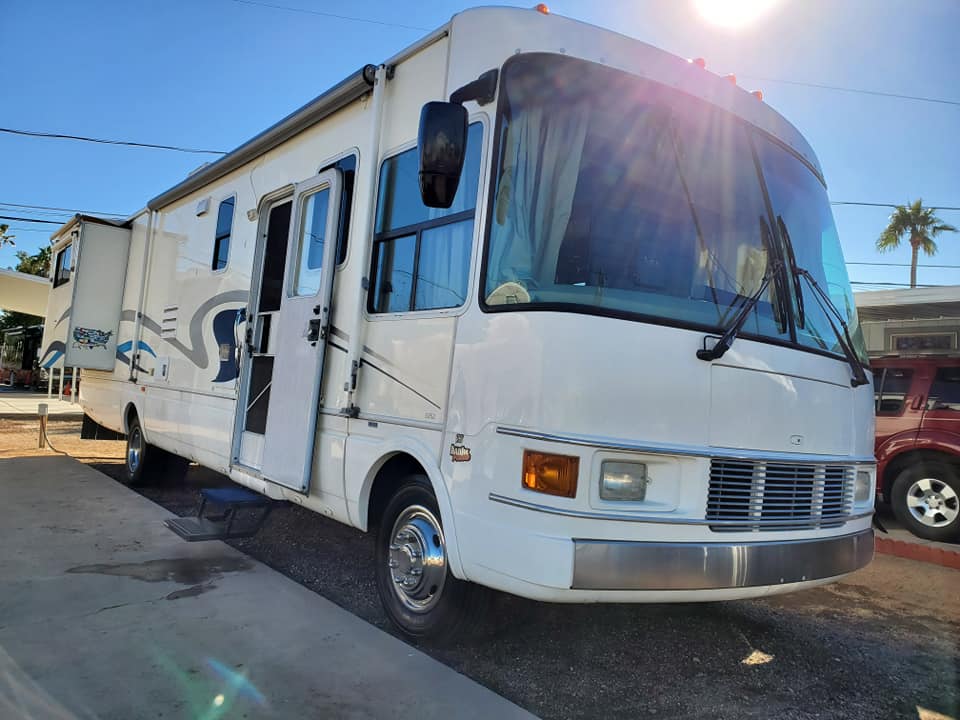 Mobile RV Cleaning